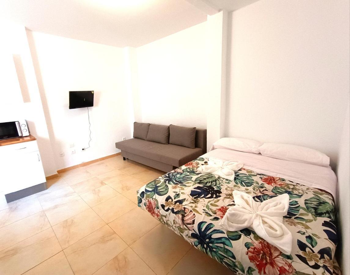 Apartamentos Duende มาลากา ภายนอก รูปภาพ